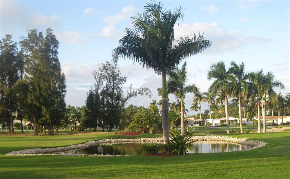 Hollywood Beach Golf Resort Esterno foto
