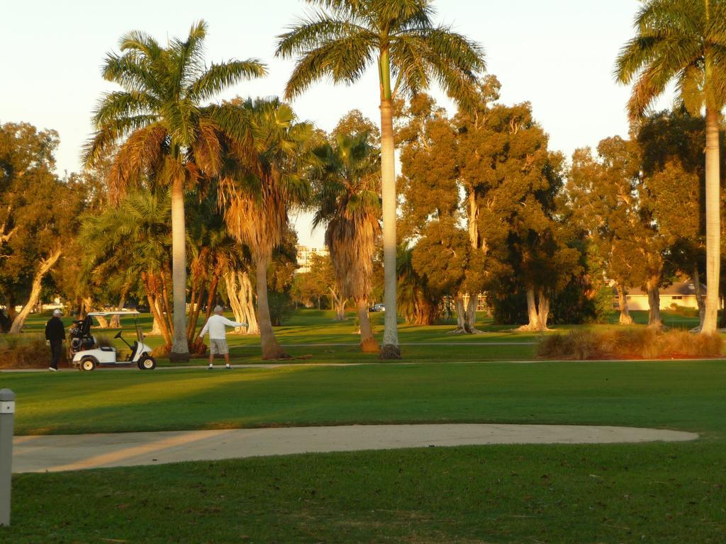Hollywood Beach Golf Resort Esterno foto