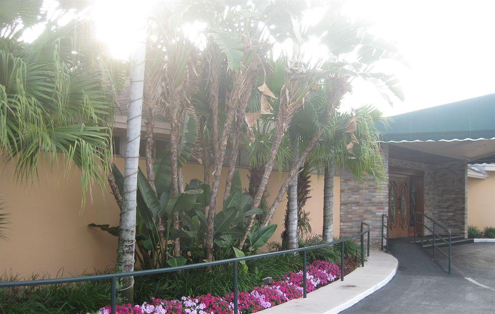 Hollywood Beach Golf Resort Esterno foto